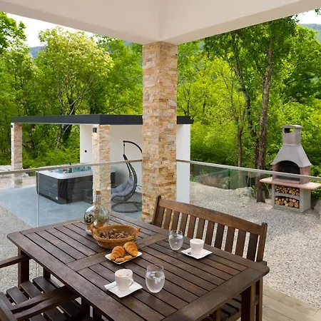 Holiday home Wunderschoener Neubau Mit Privatem Pool Und Jacuzzi *
